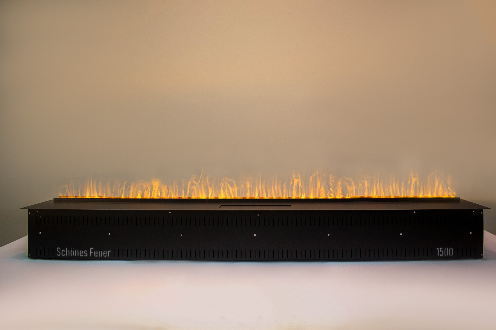 Очаг для встройки Schones Feuer 3D FireLine 1200 (Шон Фаер кассет) 3D эффект живого пламени. Размеры, мм (ШхВхГ): 1230х186х264 Очаг для встройки Schones Feuer 3D FireLine 1200 (Шон Фаер кассет) 3D эффект живого пламени. Размеры, мм (ШхВхГ): 1230х186х264