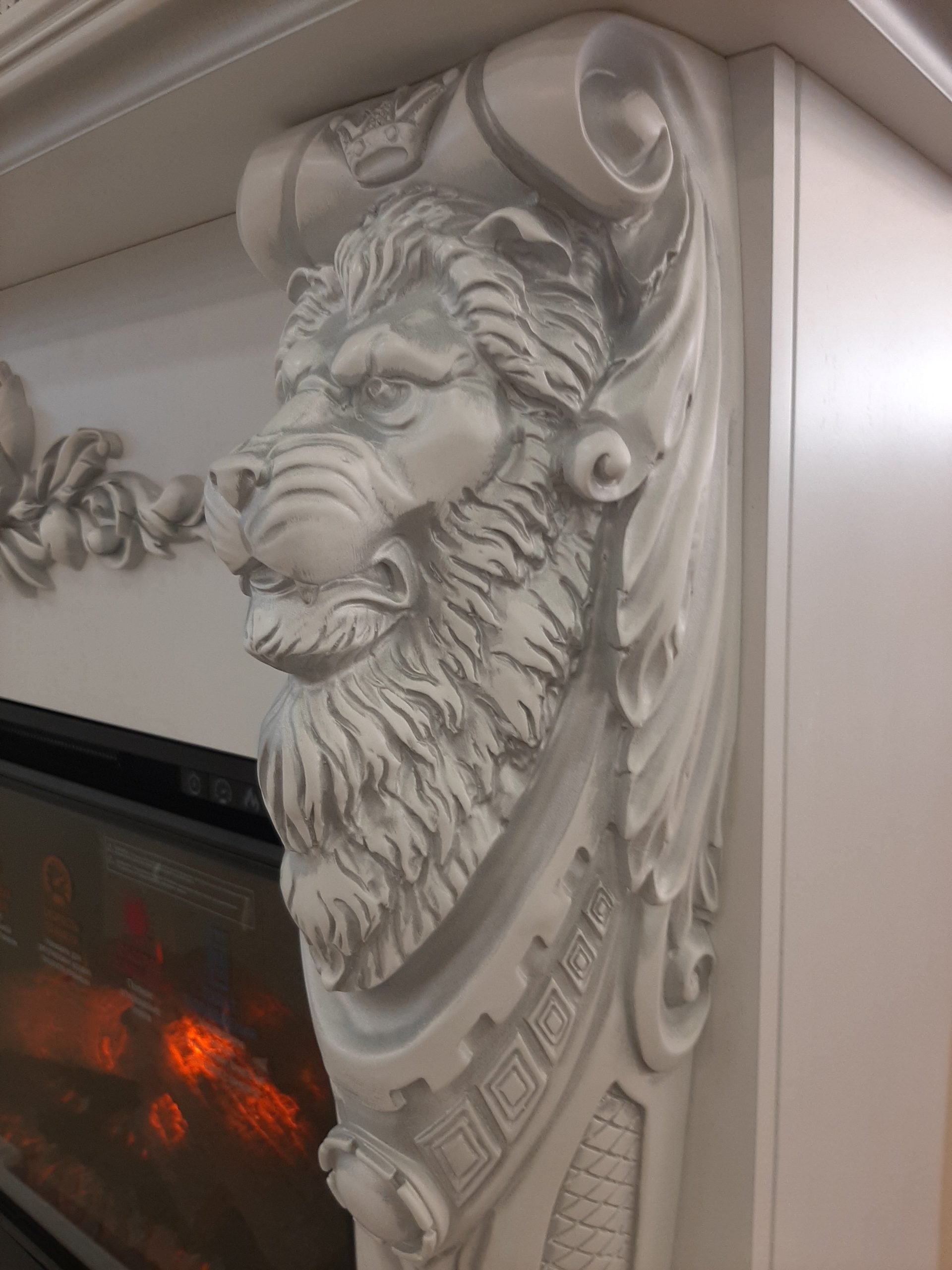 ЛЬВЫ / LIONS / с очагом Фотон 26". Размеры, мм:  1245 (ш) х 1072 (в) х 370 (г) ЛЬВЫ / LIONS / с очагом Фотон 26". Размеры, мм:  1245 (ш) х 1072 (в) х 370 (г)